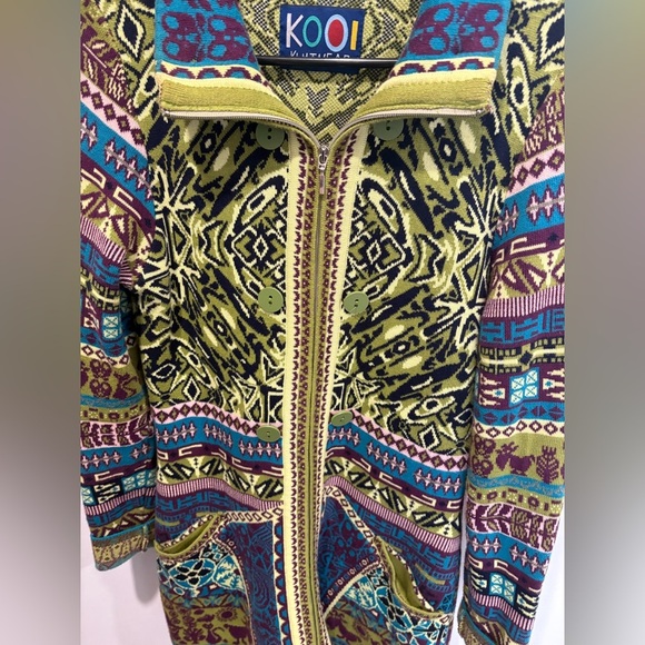 LIKE NEW- KOOI KNITWEAR - 100% cotton Zip Up Sweater - Picture 5 of 12